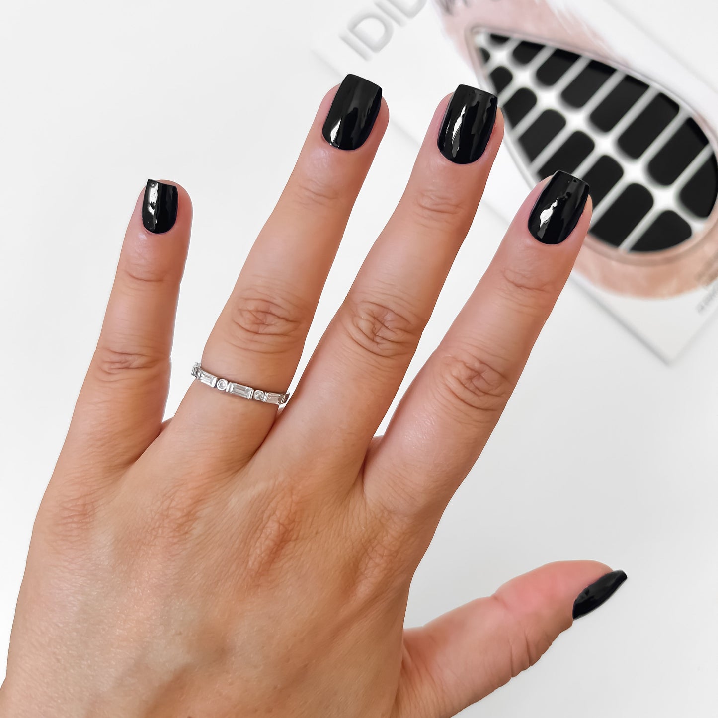 Blackout (Glossy) - ididanail