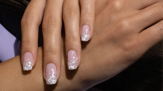 Pegatinas para uñas 2026: manicura en 2 Minutos por menos de 5€